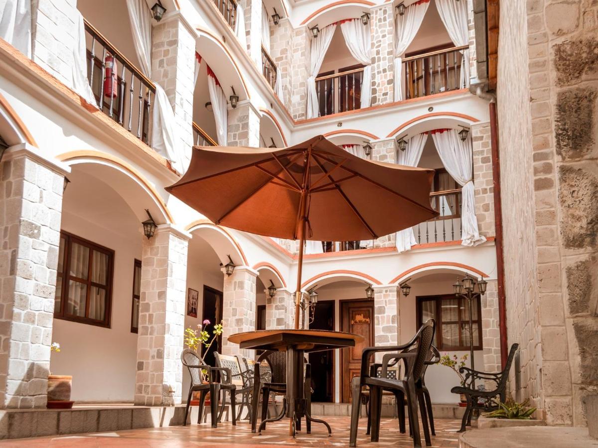 Latacunga Hostel Экстерьер фото